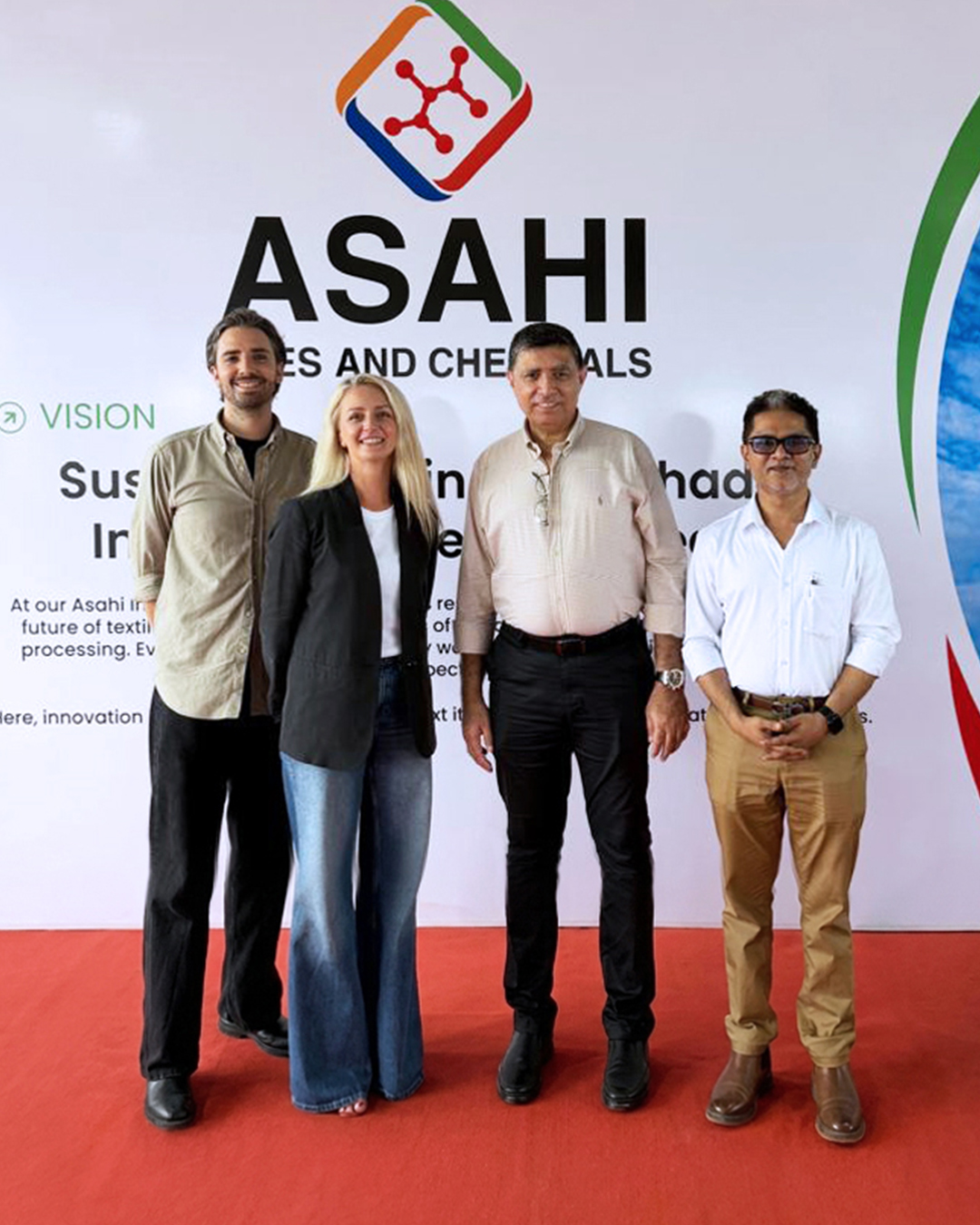 Tonello, Asahi e Asons ridisegnano il finissaggio dei capi in Sri Lanka